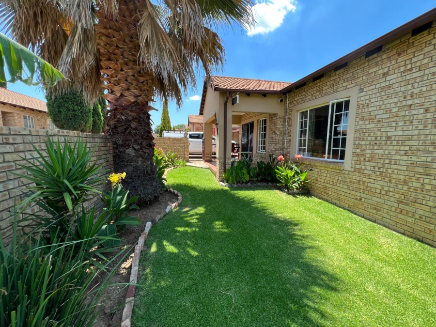 2 Bedroom Property for Sale in Sasolburg Free State